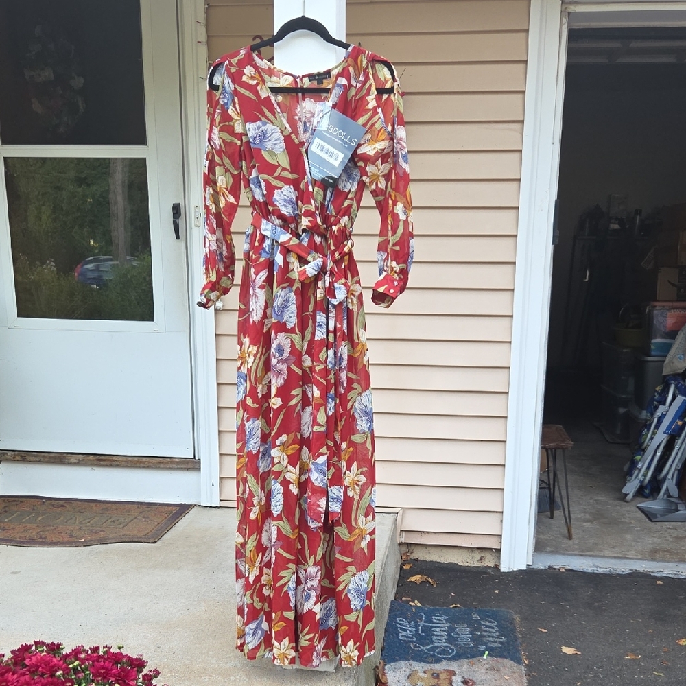 NWT Rebdolls Red Floral Long Sleeve Dress